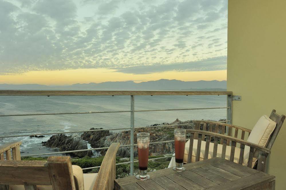 Whalesong Lodge Гансбай Экстерьер фото